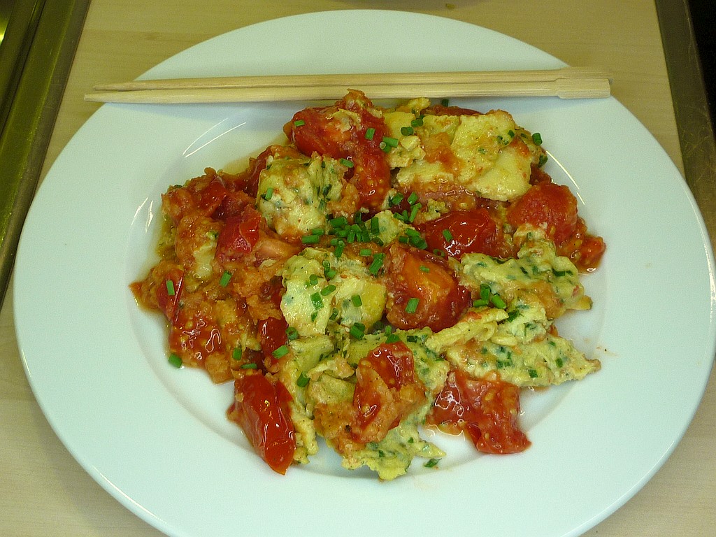 Rührei mit Tomaten
