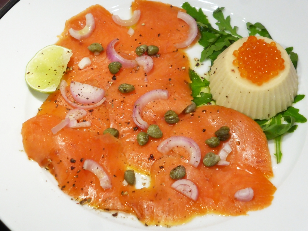 Lachs Carpaccio