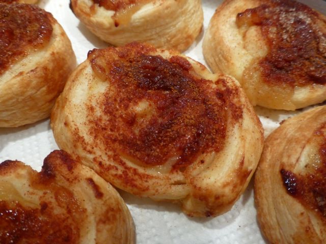 'Escargots' aux compote de pommes et cannelle