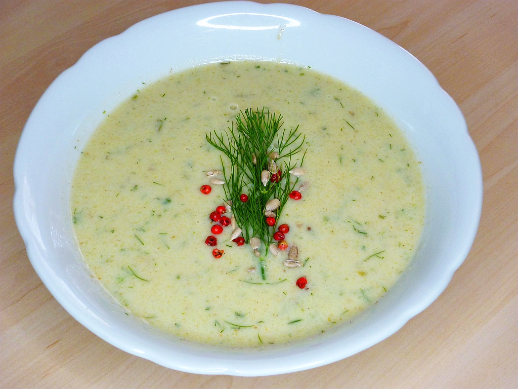 Kalte Gurkensuppe