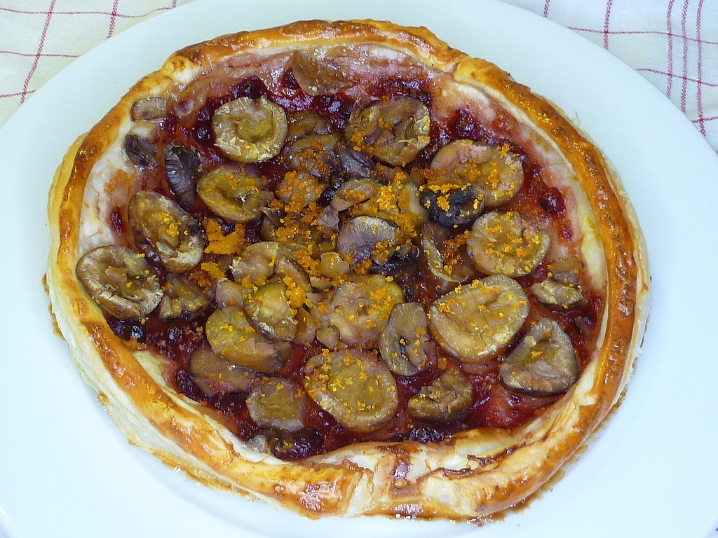 Marroni Tarte mit Wildpreiselbeeren