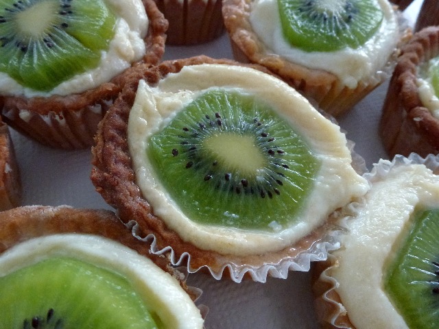 Kiwi - Marzipan - Tartelettes