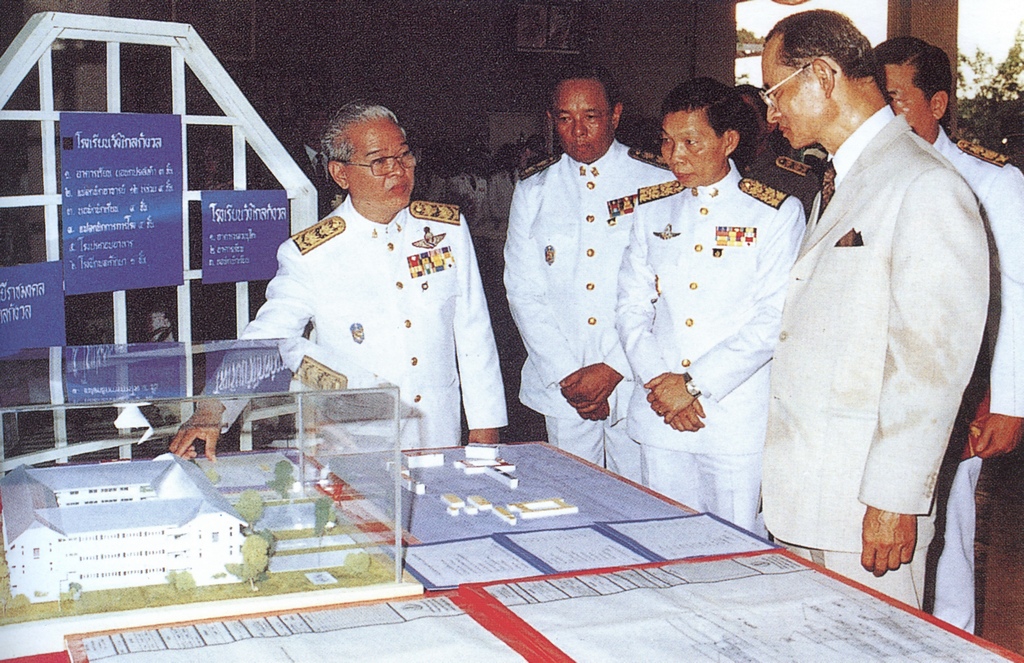 DLTV: Inauguration by H.M. King Bhumibol